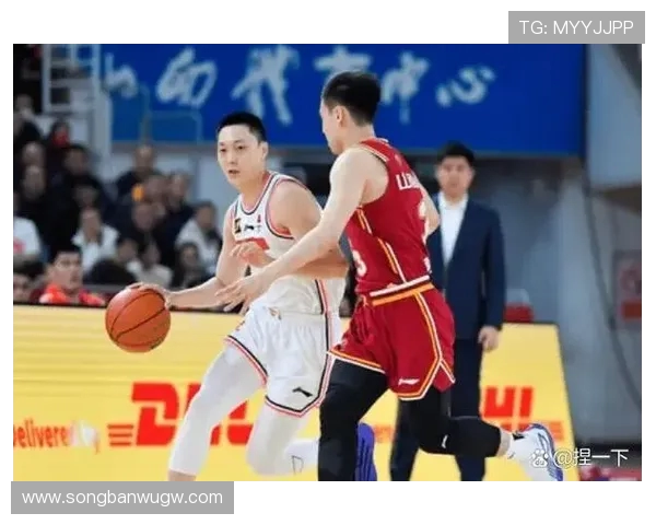 杨瀚森与科沃德下半场爆发携手反弹助力球队逆袭比分